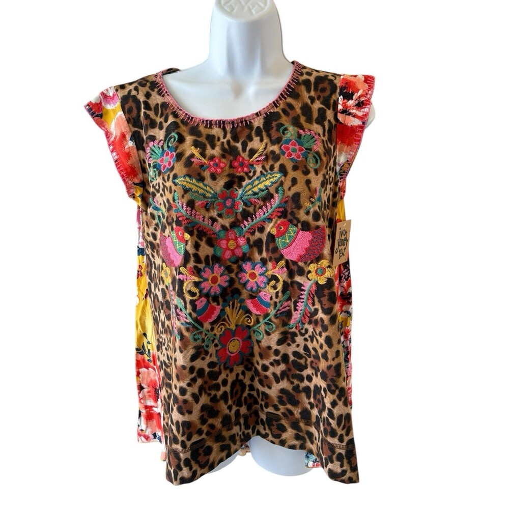 NWT Ivy Jane Floral Animal Print Flowy Rayon top size S